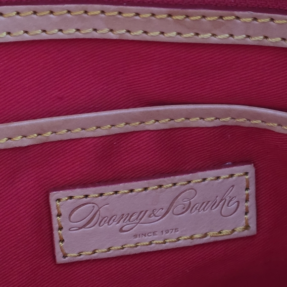 Dooney & Bourke Lexington Tote, Yellow Patent, Flaws/DIY - Picture 10 of 14